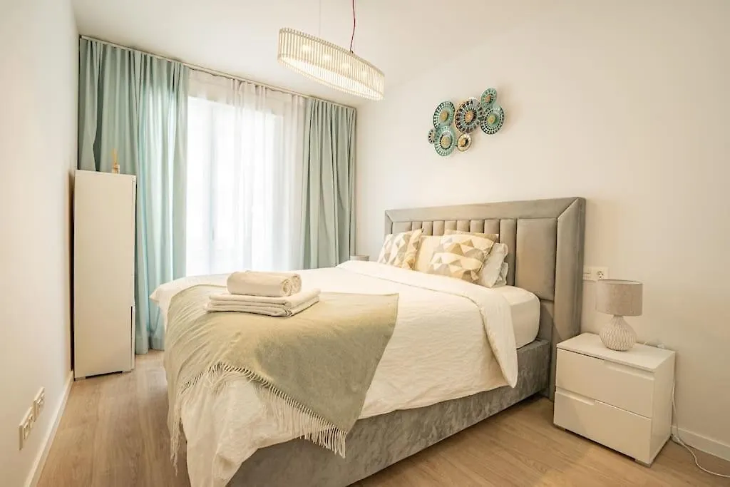 Beautiful Rooftop Pool 3Bed Marbella 0*,  Spain